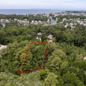 Photo #5 of 233 Old Holly Lane, Kill Devil Hills, NC 0.4 acres