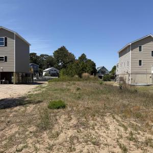 Photo #1 of 107 King Court, Kill Devil Hills, NC 0.2 acres