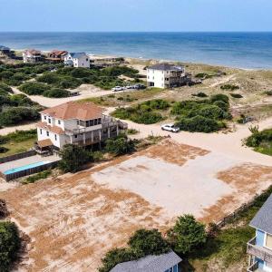 Photo #14 of 2322 Sandfiddler Road, Corolla, NC