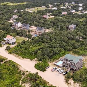 Photo #8 of 2118 Sandfiddler Road, Corolla, NC
