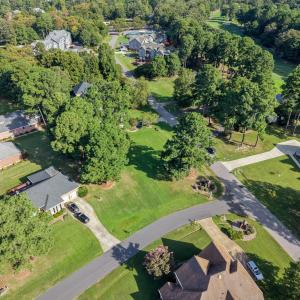 Photo #10 of 104 Perquimans Court, Hertford, NC 0.5 acres