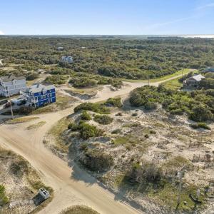 Photo #17 of 2050 Sandfiddler Road, Corolla, NC