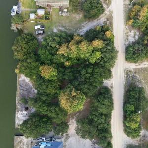 Photo #6 of 419 Brant Road, Currituck, NC