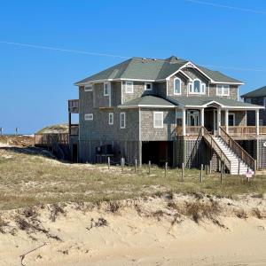 Oceanfront to South