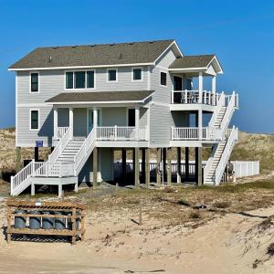 Oceanfront to North