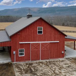 Barn