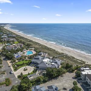 Drone / aerial view of extended coastline