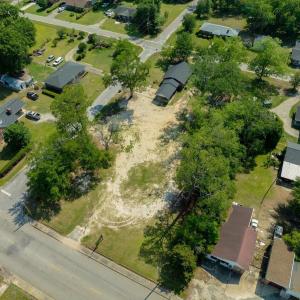 Aerial view of property and surrounding area featu