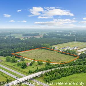 View of local wilderness with rural landscape