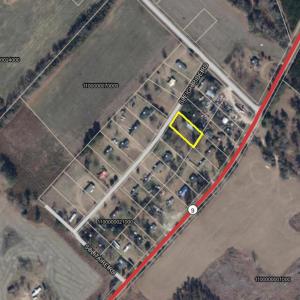 Map / location featuring property parcel outlined