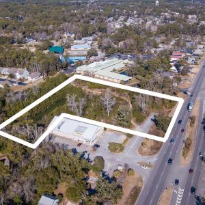 Aerial view of property and surrounding area featu