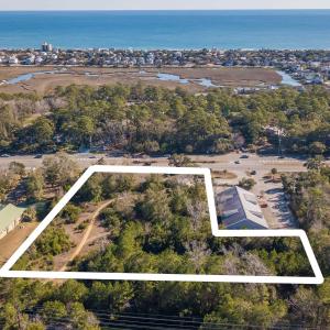 Aerial view of property and surrounding area featu