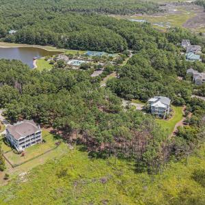 Aerial view of property's location with a nearby b