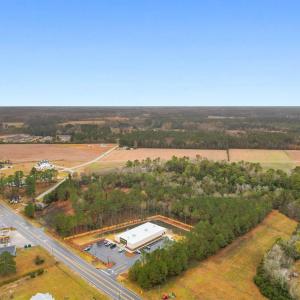 Aerial view of property and surrounding area