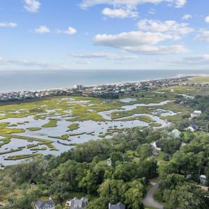 Aerial view of property's location featuring a nea