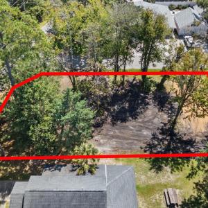 Aerial view of property's location featuring a nea