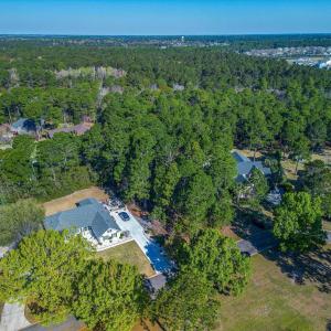 Aerial overview of property's location featuring n