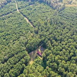 Aerial view of property's location featuring a hea