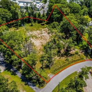 Aerial overview of property's location featuring p