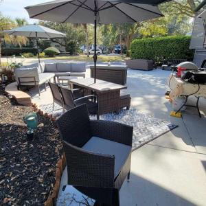 View of patio with outdoor lounge area
