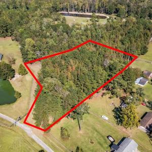 Aerial view of residential area featuring a nearby