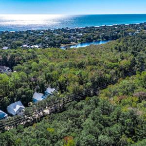 Aerial view of property and surrounding area featu