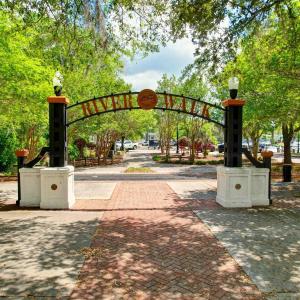 View of home's community