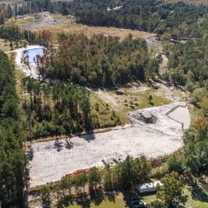 View of property location featuring a heavily wood