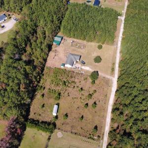 Aerial view of property and surrounding area