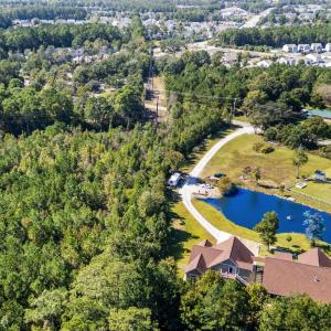 Aerial view of property's location featuring a nea