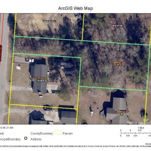 Aerial map of property and surrounding area featur
