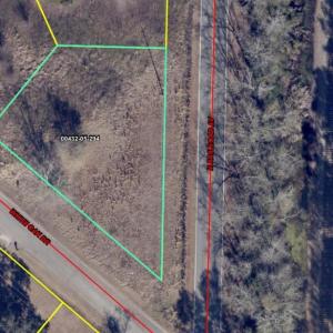 Aerial map of property and surrounding area with p
