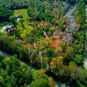 Aerial view of property's location featuring a hea