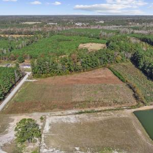 Aerial view of property's location featuring large