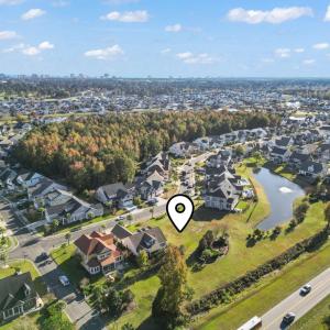 Aerial view of property's location featuring nearb