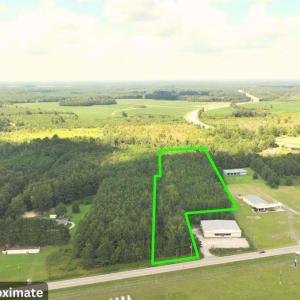 Overview of rural landscape featuring property par