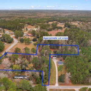 Aerial view of property and surrounding area featu