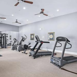 Exercise room with recessed lighting