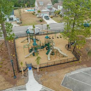 Drone / aerial view of a park