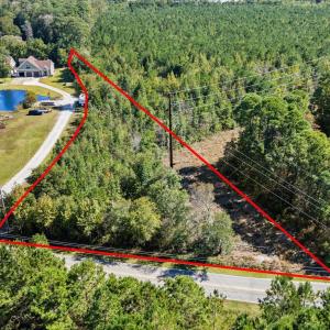 Aerial view of property and surrounding area featu