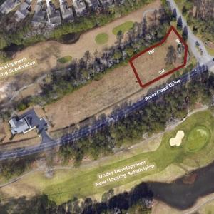 Aerial map of property and surrounding area featur