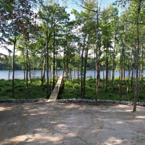 Photo #1 of 598 Comanche Dr., Georgetown, SC 1.0 acres