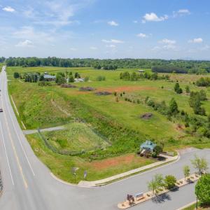 Photo #1 of 1092 Mayberry Crossing Drive, Moneta, VA 5.9 acres