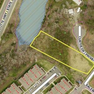 Photo #1 of 1911 Marlin, Lake Wylie, SC 1.0 acres