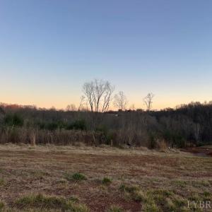 Photo #4 of 914 Elmwood Avenue, Lynchburg, VA 0.2 acres