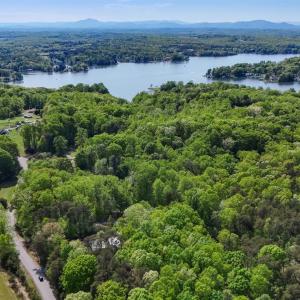 Photo #3 of 379 High Point Rd, Moneta, VA 2.5 acres
