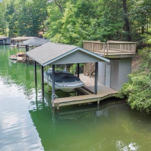 Photo #1 of Lakefield Drive, Huddleston, VA 1.3 acres