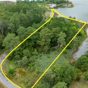 Photo #2 of 9323 Rowes Point Road, Hayes, VA 3.0 acres