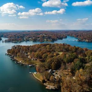 Photo #10 of Isle of Pines Drive, Moneta, VA 2.1 acres