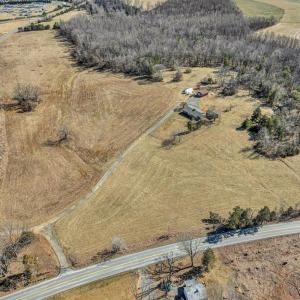 Photo #1 of 4015 White House Road, Moneta, VA 69.7 acres
